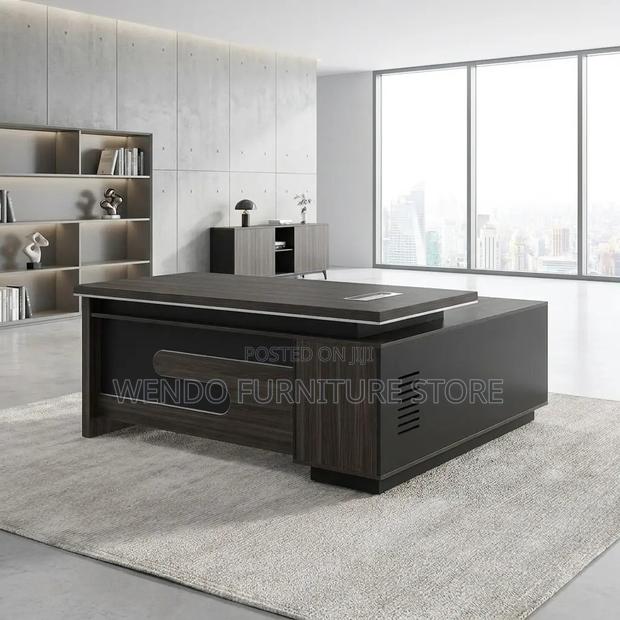 Office Desk : 1.6m L-Shaped Executive Office Desk