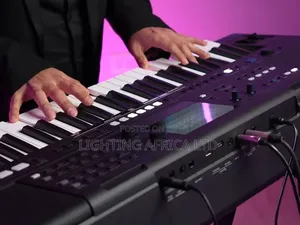 Yamaha PSR Sx 720 Keyboard