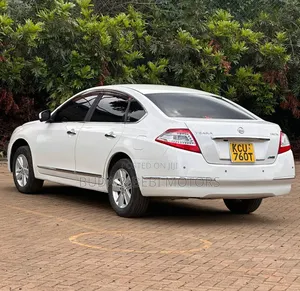 Nissan Teana 2012 White