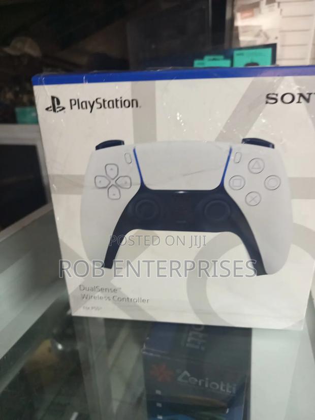 Sony Ps5 Wireless Controller - thumbnail 3