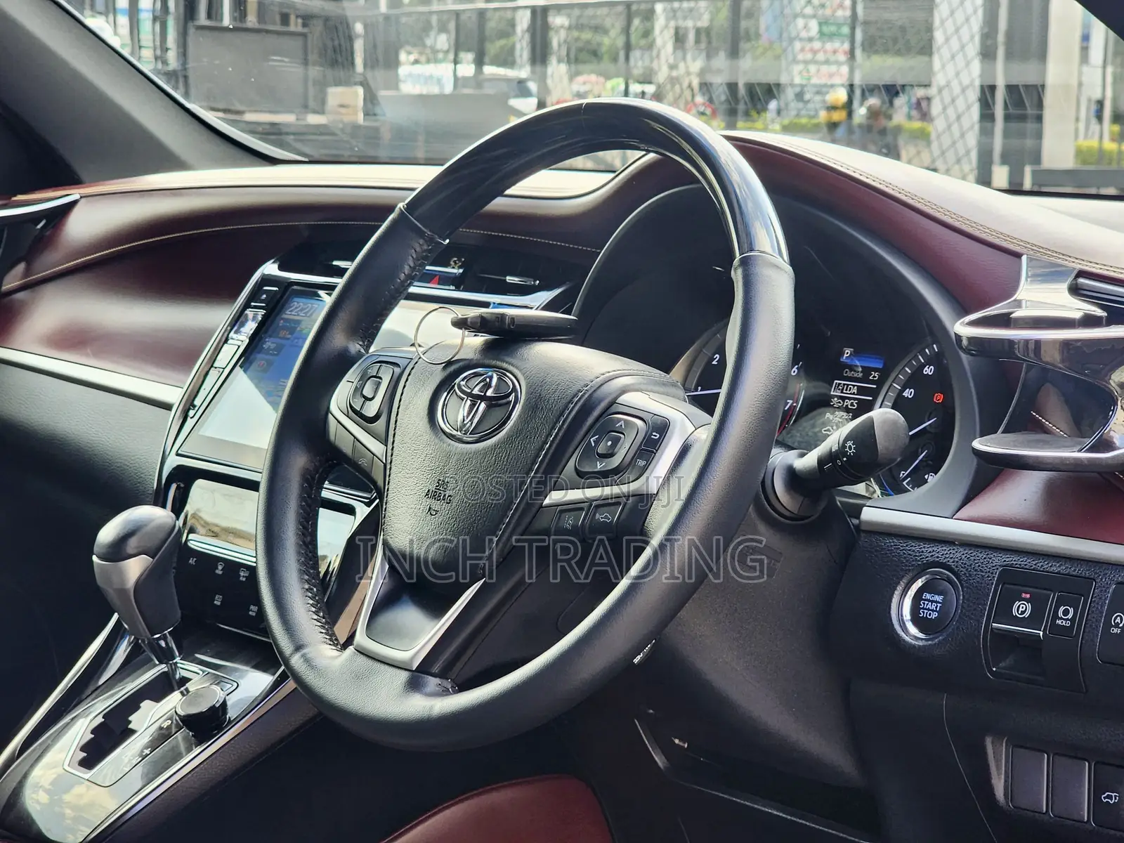 Toyota Harrier 2.0 2019 Pearl