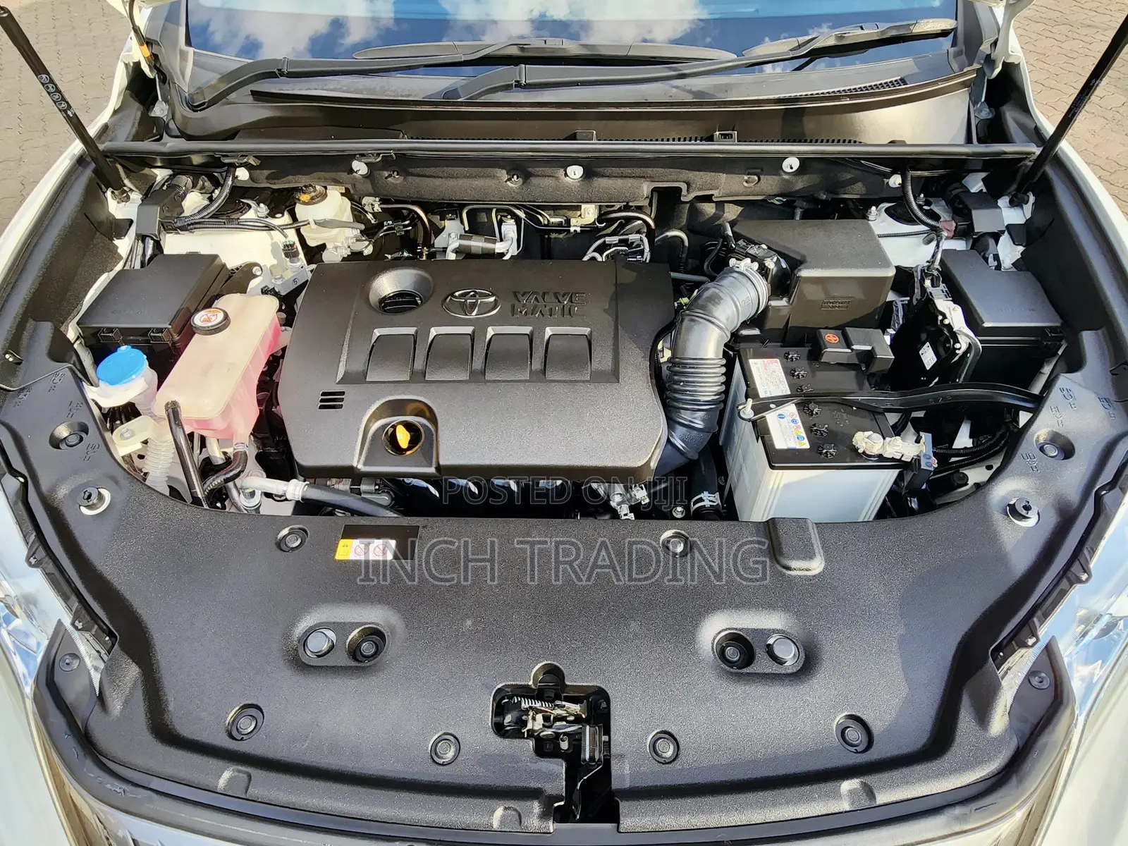 Toyota Harrier 2.0 2019 Pearl