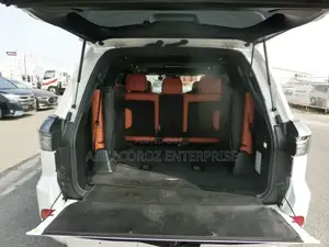 Lexus LX 570 AWD 2019 Pearl