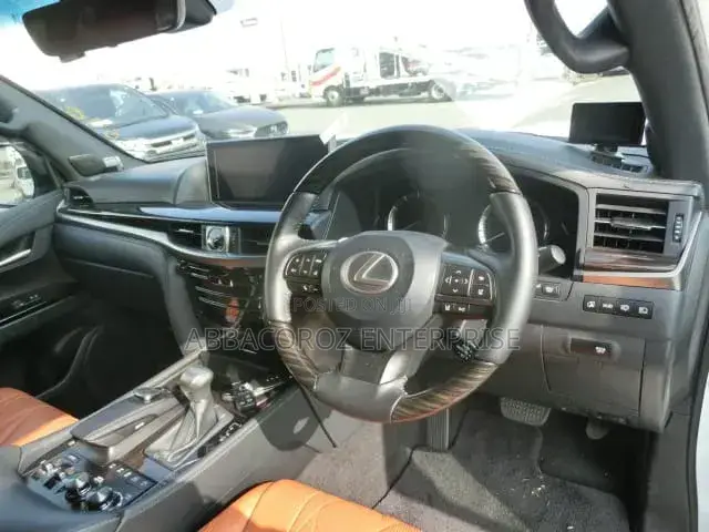 Lexus LX 570 AWD 2019 Pearl