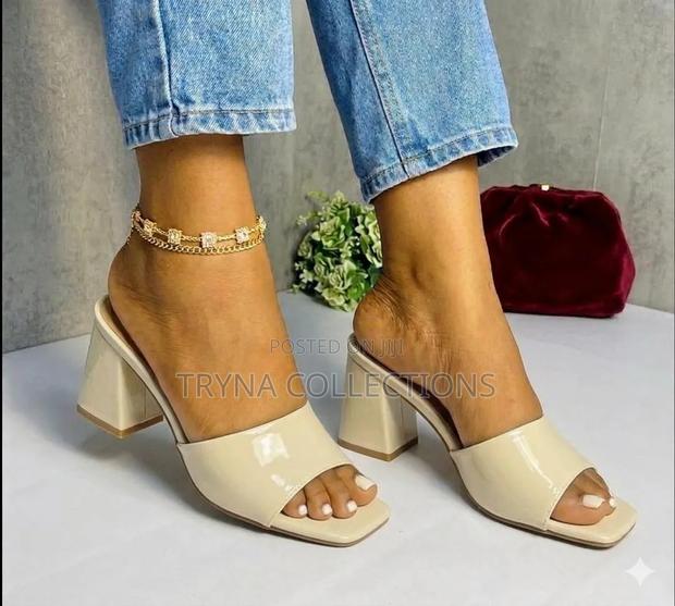 Ladies Block Heels - thumbnail 2