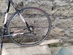 Road Bike For Those Wanting Speed Quick Sale