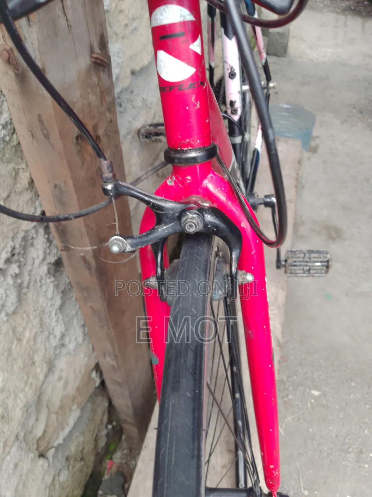 Road Bike For Those Wanting Speed Quick Sale