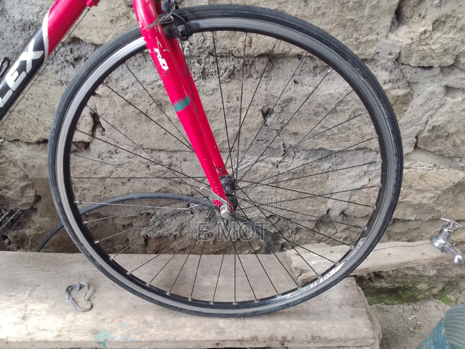 Road Bike For Those Wanting Speed Quick Sale