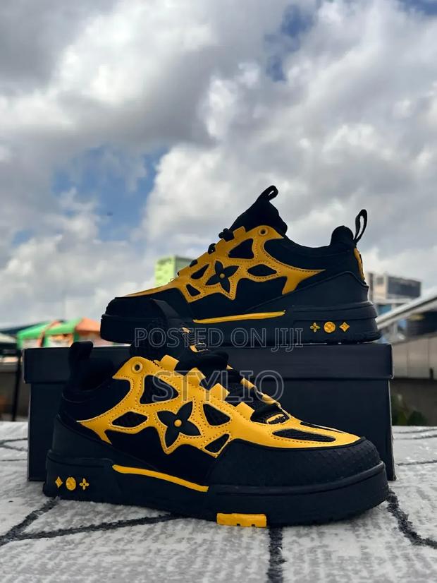 Louis Vuitton Sneakers - thumbnail 2