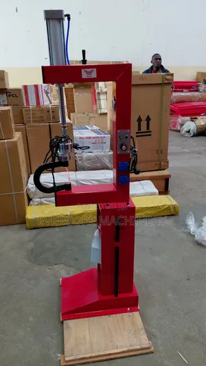 Electro Pneumatic Tyre Vulcanizing Machine New Design.