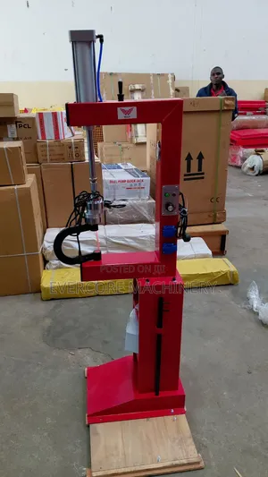 Pneumatic Tyre Vulcanizer Machine Best Heavy Duty Design