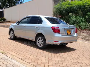 Toyota Axio 2014 Silver