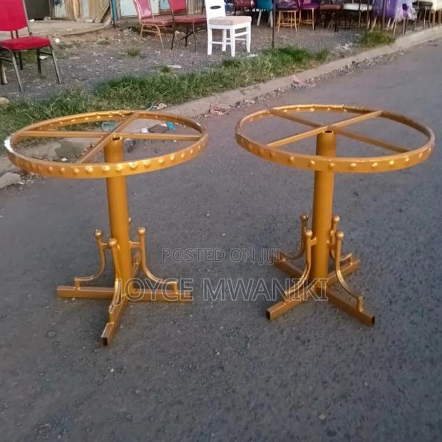 Restaurant Round Metallic Gold Stand