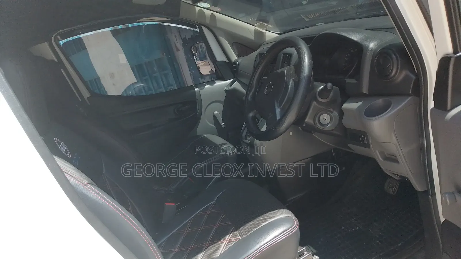 Nissan NV200 2018 White