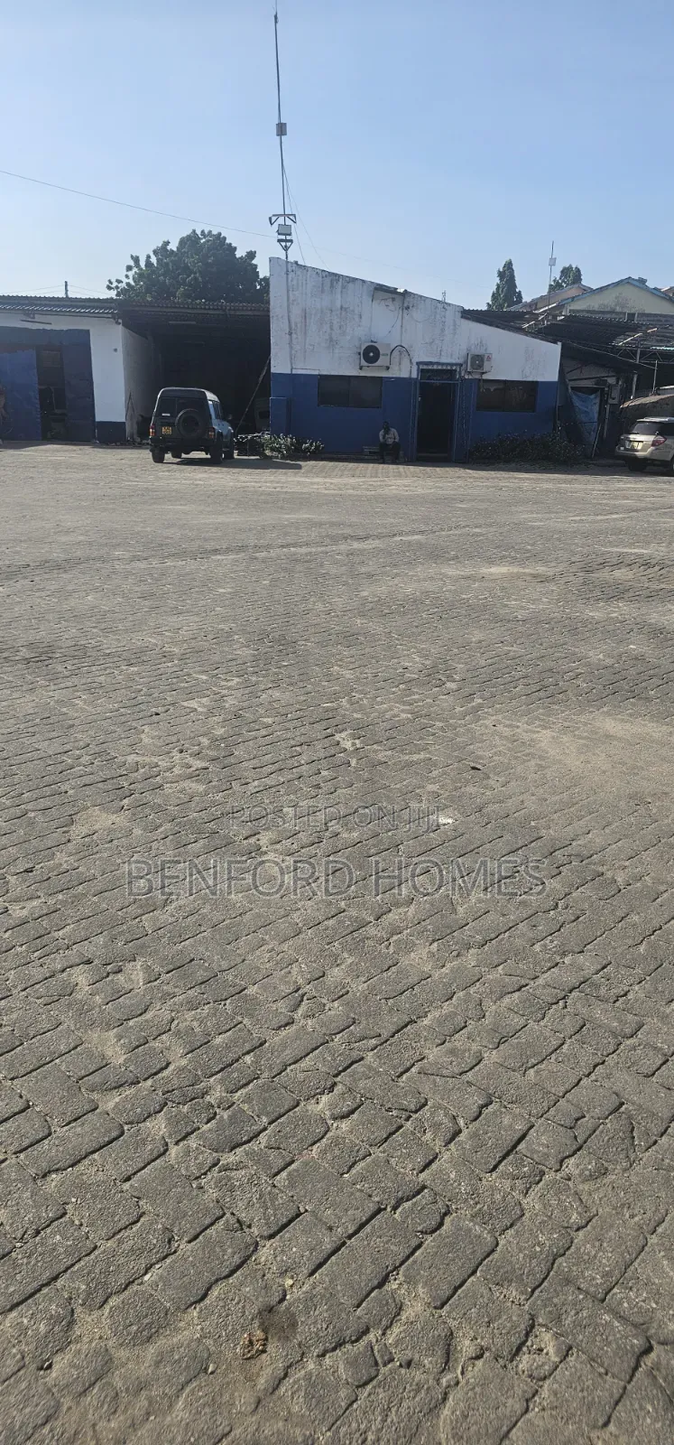 To Let 2.5 Acres Yard With Perimeter Wall Fence Makupa