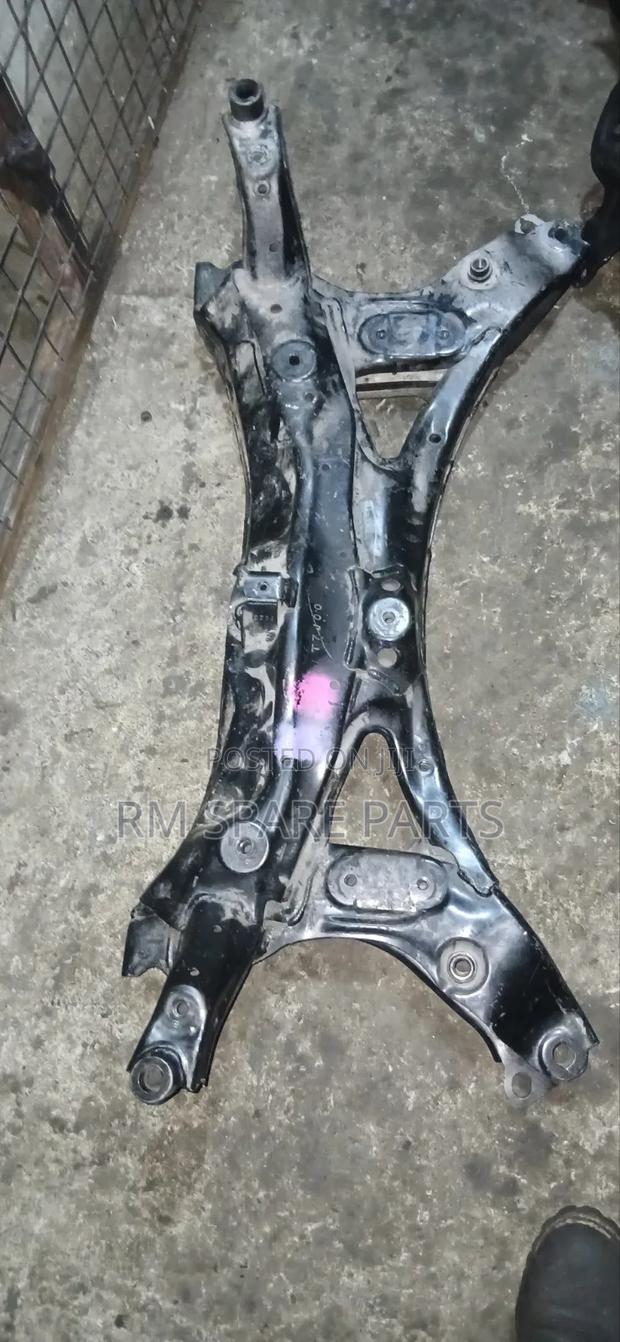 Cradle/Crossmember Honda Vezzel