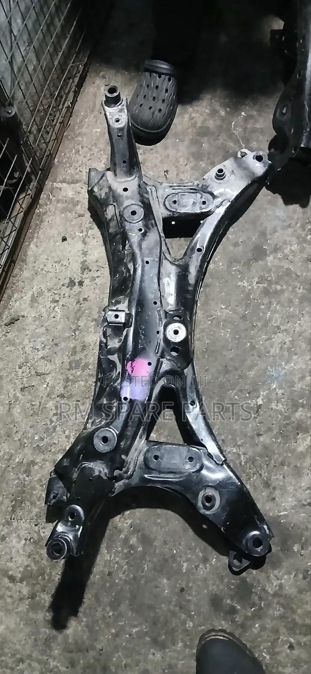 Cradle/Crossmember Honda Vezzel - thumbnail 2