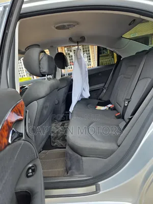 Mercedes-Benz E300 2006 Silver