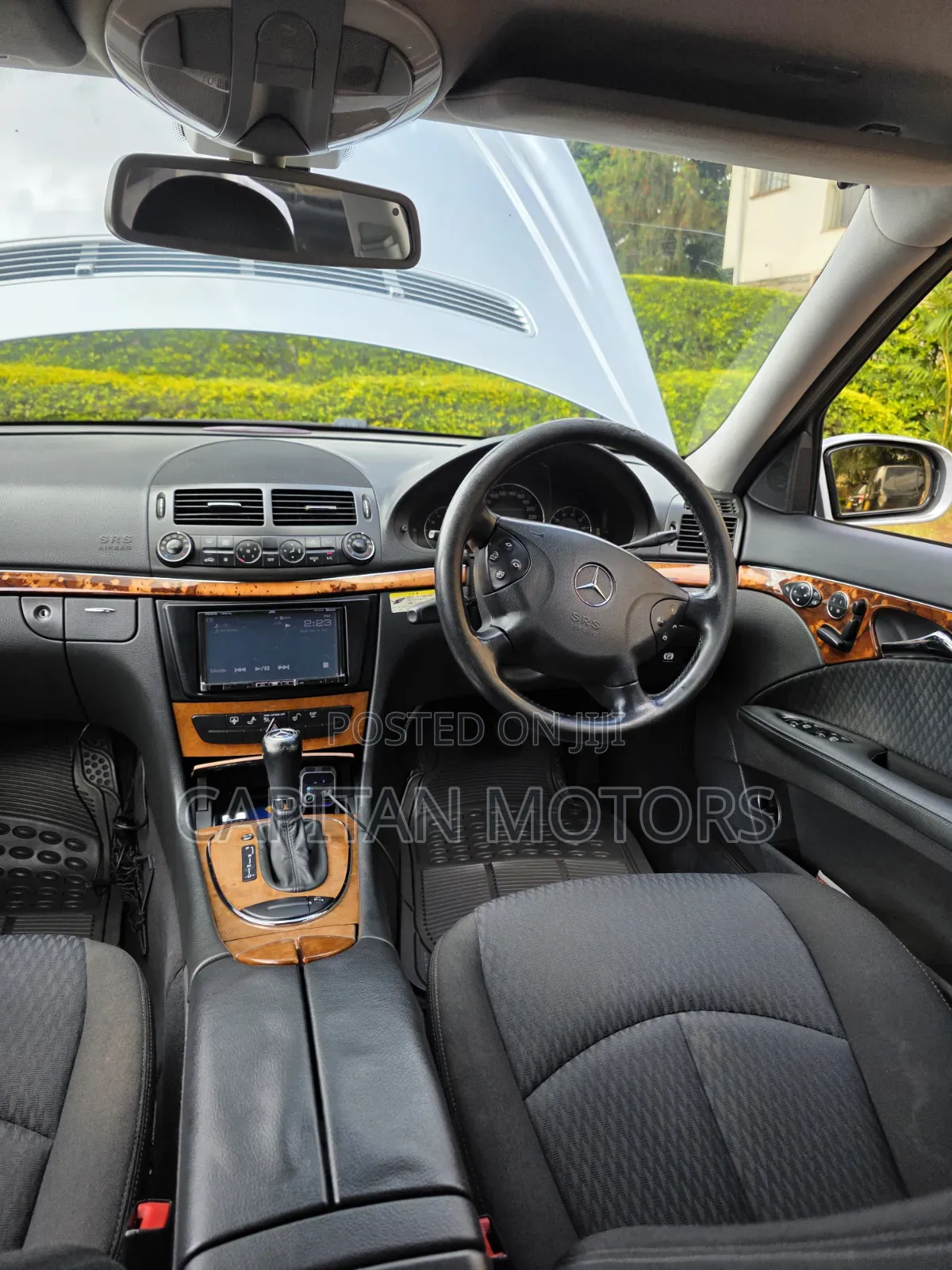 Mercedes-Benz E300 2006 Silver