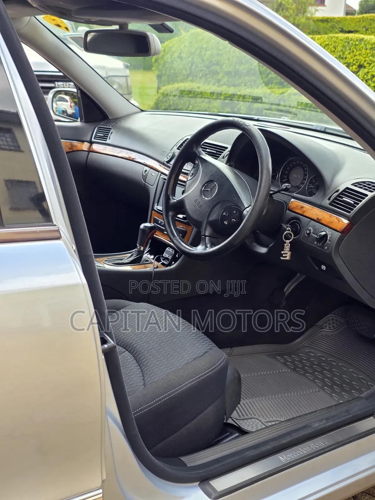 Mercedes-Benz E300 2006 Silver