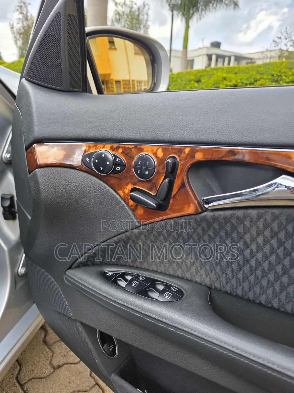 Mercedes-Benz E300 2006 Silver