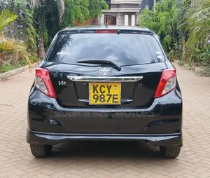 Toyota Vitz 2012 Black