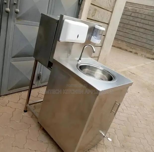 Hands Washing Station Sink