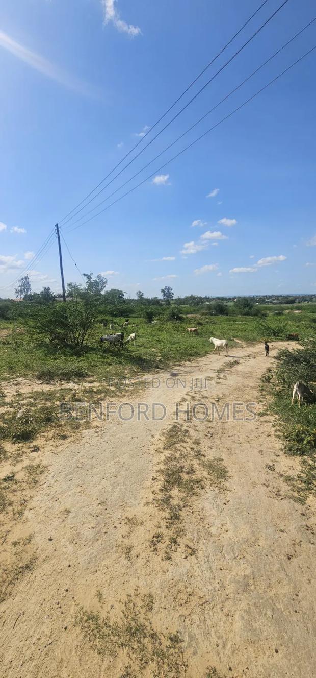 9 Acres of Land on Sale Mariakani - thumbnail 4