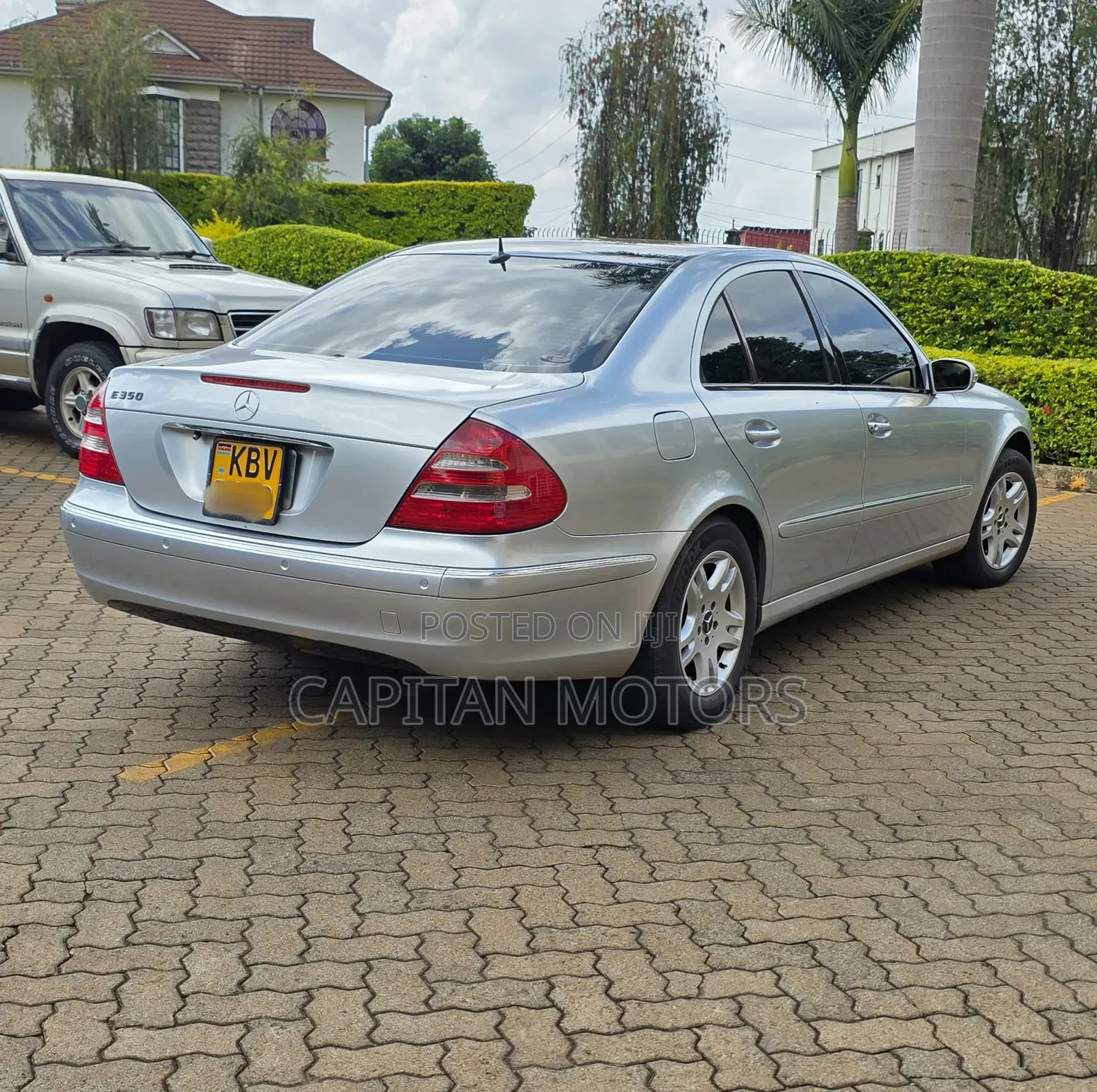 Mercedes-Benz E300 2006 Silver