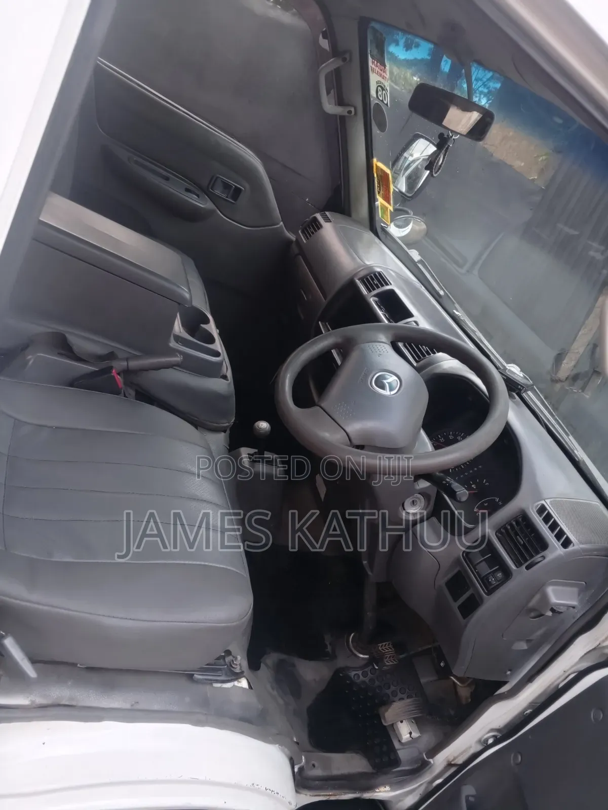 Mazda Bongo 2014 White