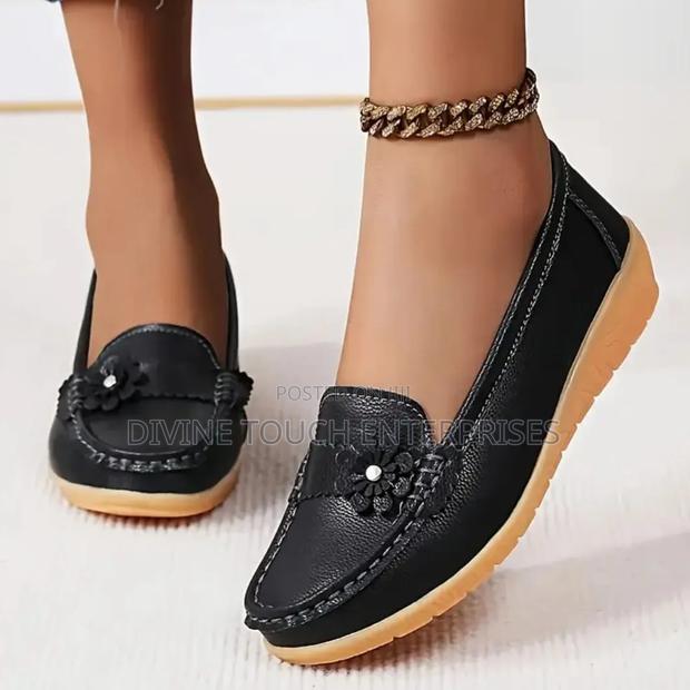 Floral Ladies Loafers - thumbnail 2