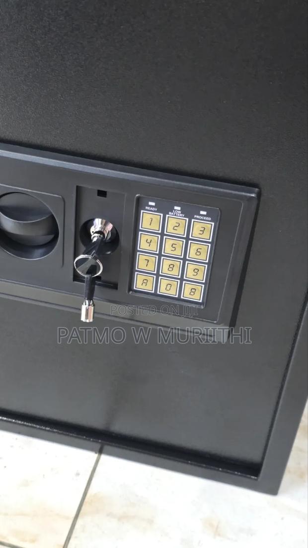 Premier Safe Box 50ea With Key and Digital Lock - thumbnail 2