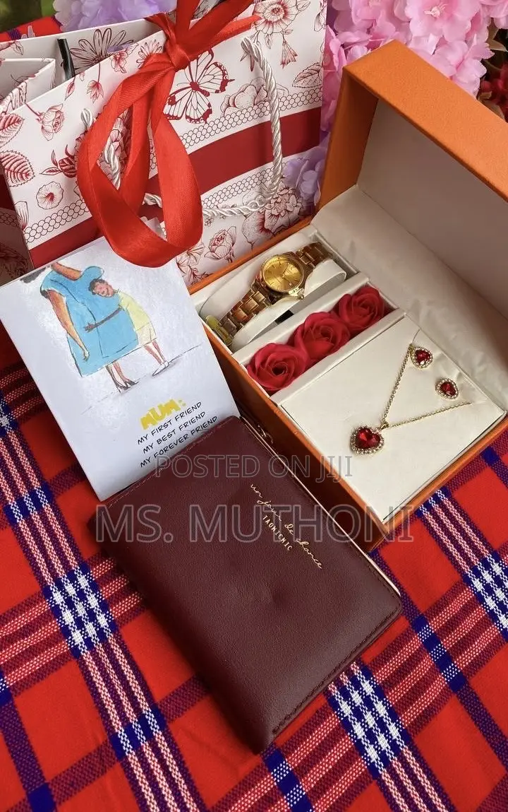 Ladies Purse Wallet Accessories Gift Pack