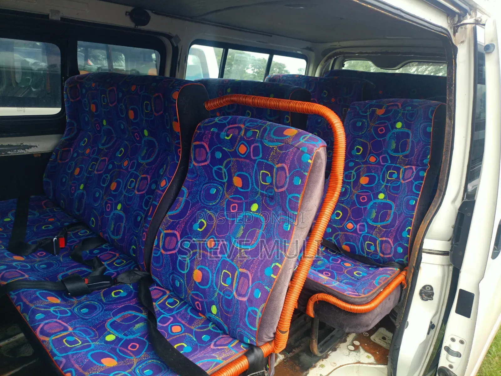 Toyota HiAce 2014 White