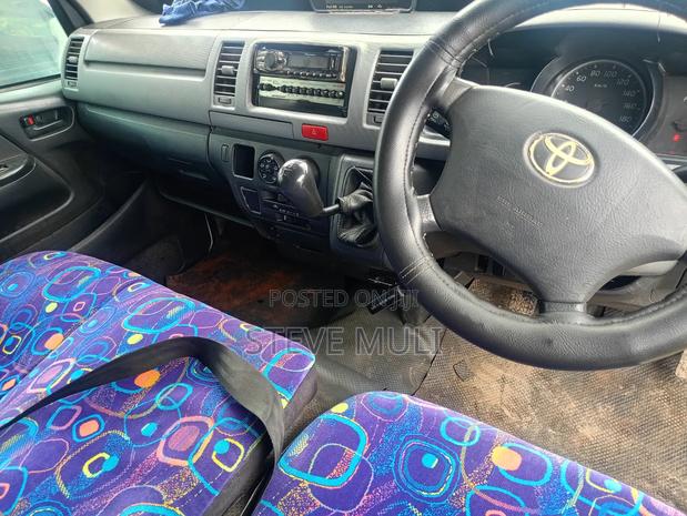 Toyota HiAce 2014 White - thumbnail 8
