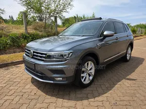Volkswagen Tiguan 2020 Gray