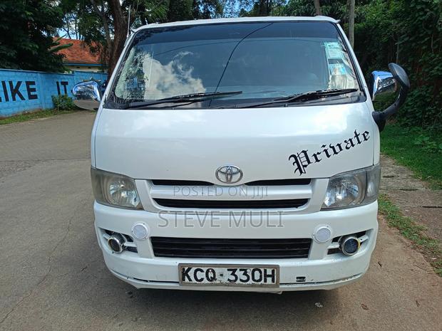 Toyota HiAce 2012 White - thumbnail 12