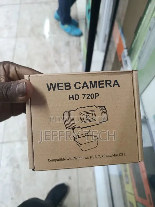 Hd 720p Webcam With a Built-in Microphone