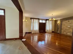 5bdrm House in Lavington, Muthangari for rent