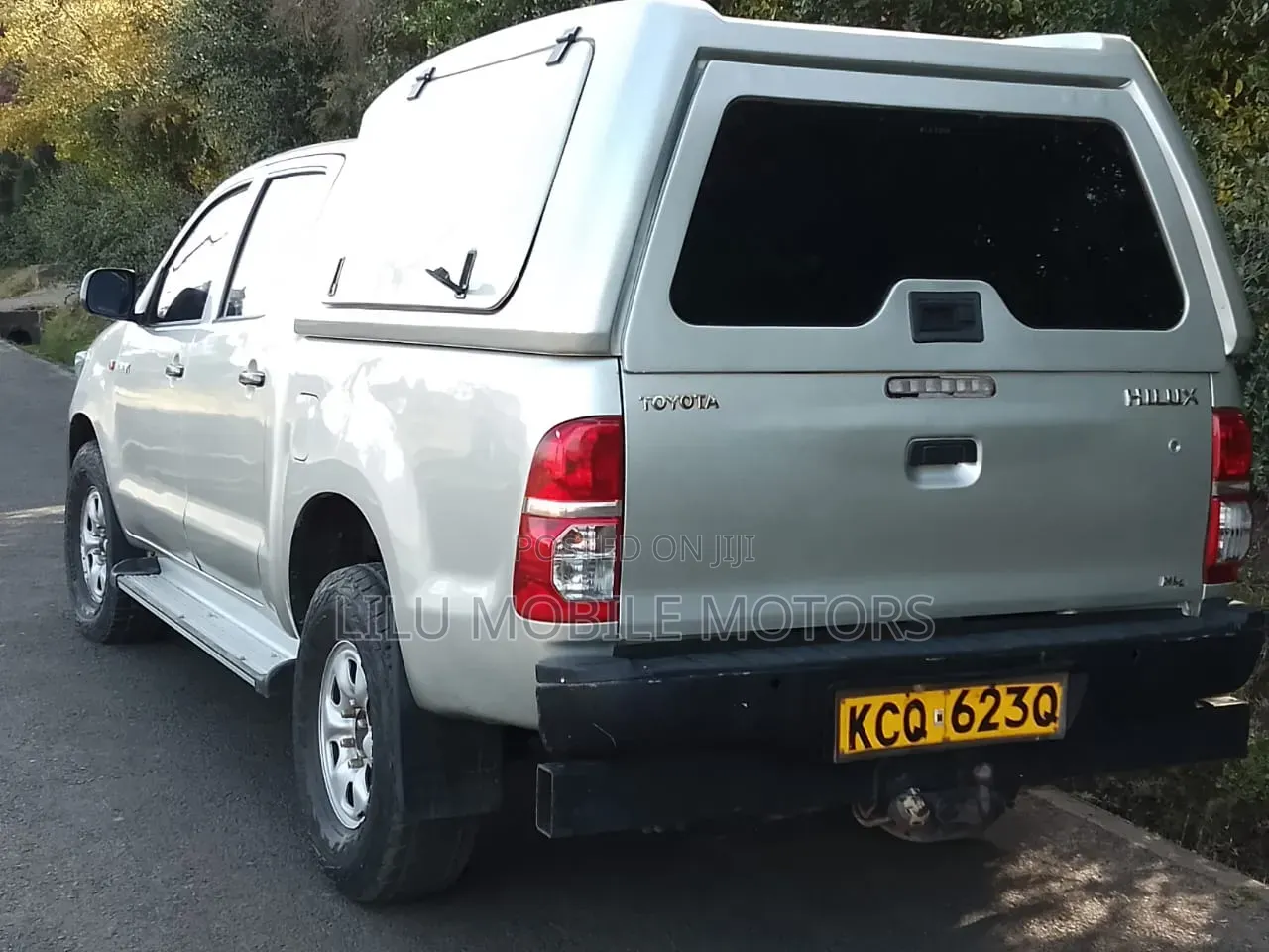 Toyota Hilux 2013 Silver