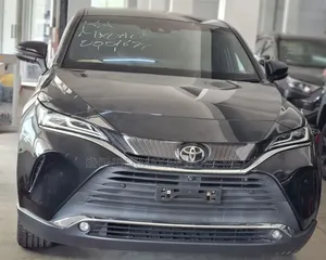 Toyota Harrier 2.0 4WD 2020 Black