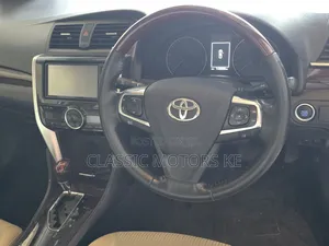 Toyota Premio 1.8 FWD 2019 Silver