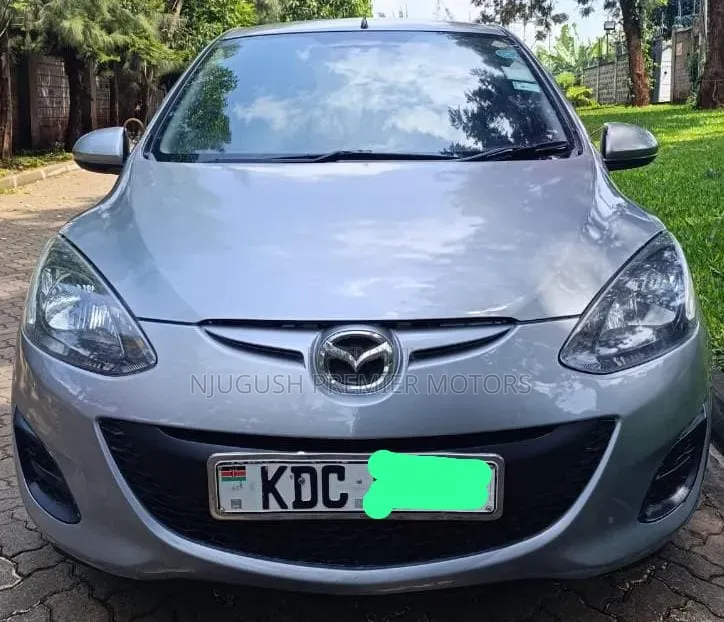 Mazda Demio 2012 Silver