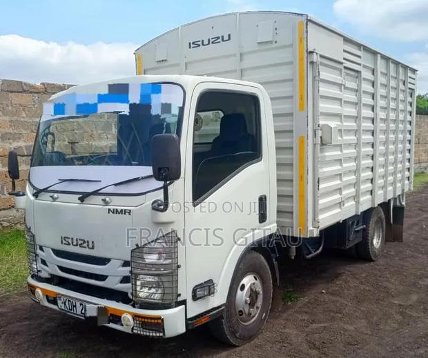 Isuzu Nmr 2023 White - thumbnail 3