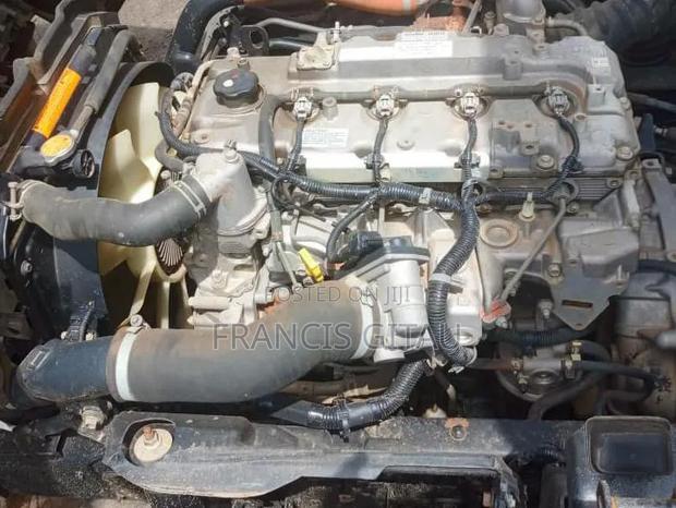 Isuzu Nmr 2023 White - thumbnail 5