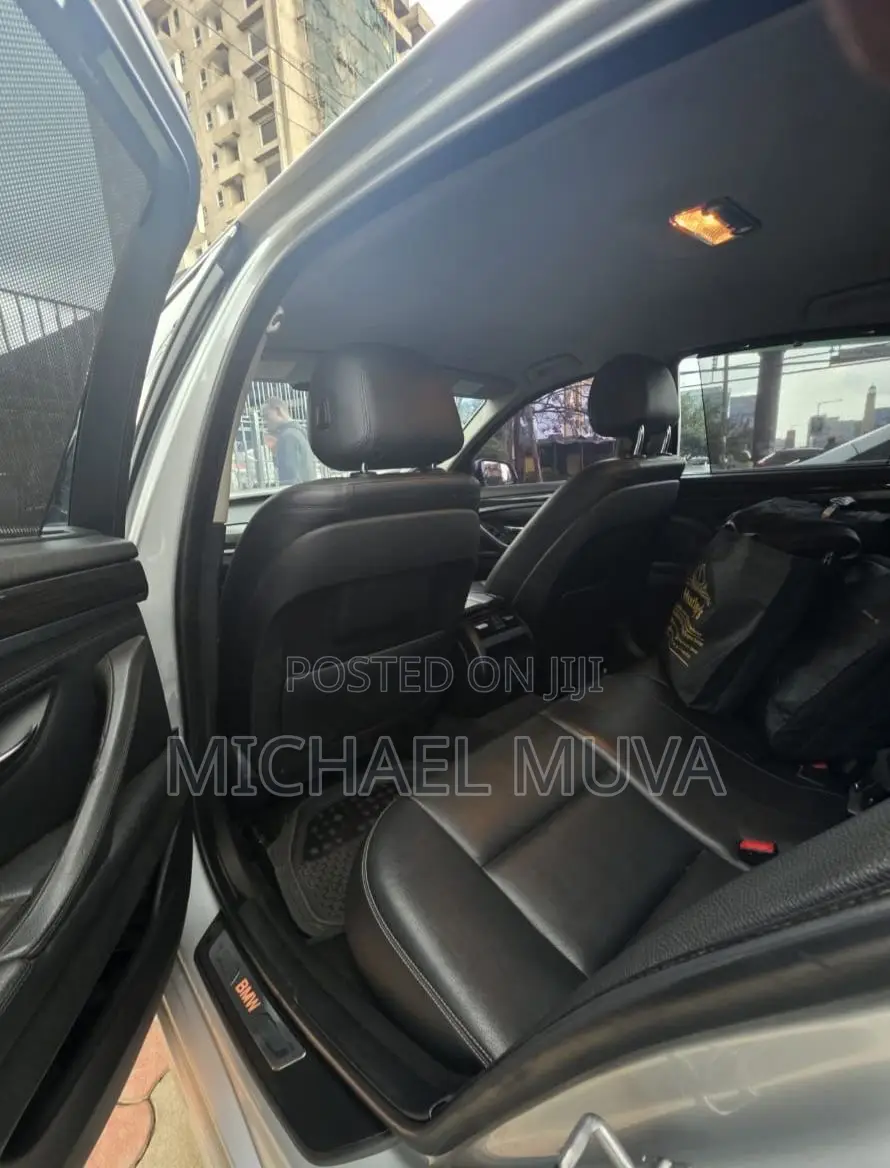 BMW 528i 2014 Silver