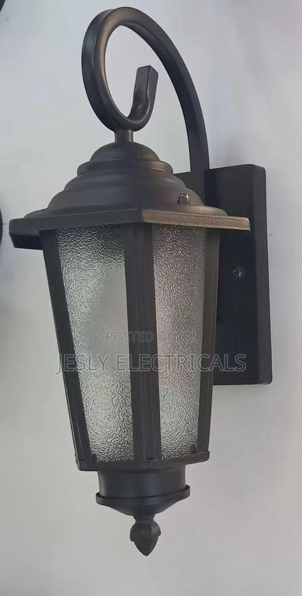 Black Traditionally Styled Outdoor Wall Lantern