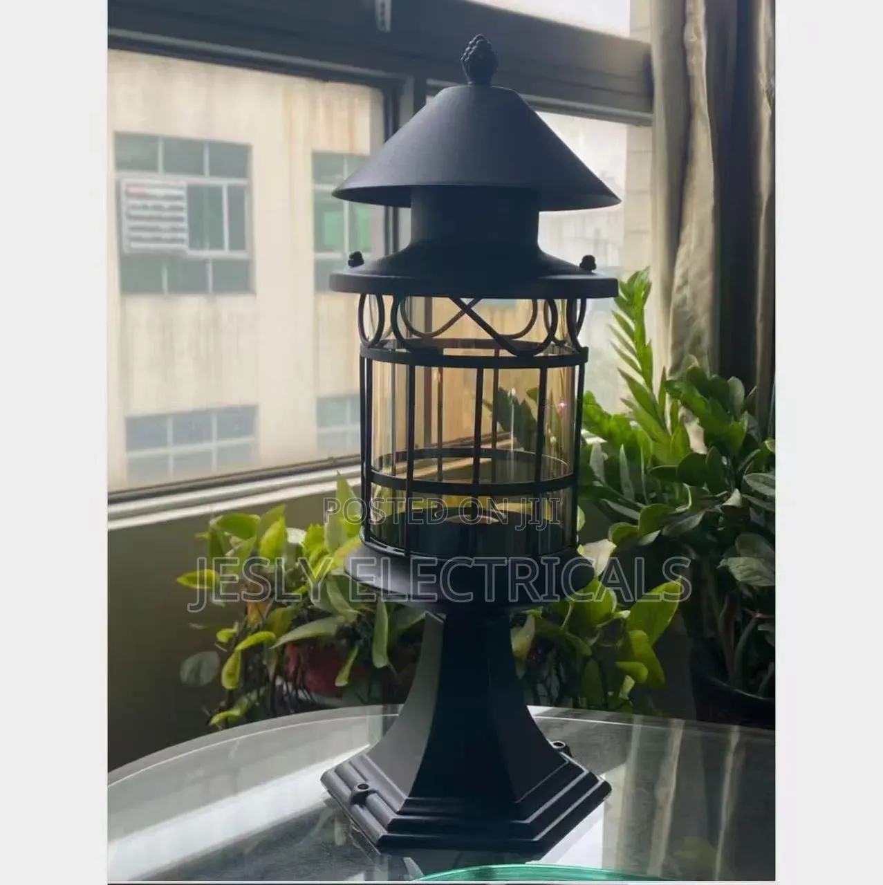 Black Aluminum Alloy Solar Gate Lamp