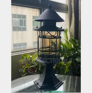 Black Aluminum Alloy Solar Gate Lamp
