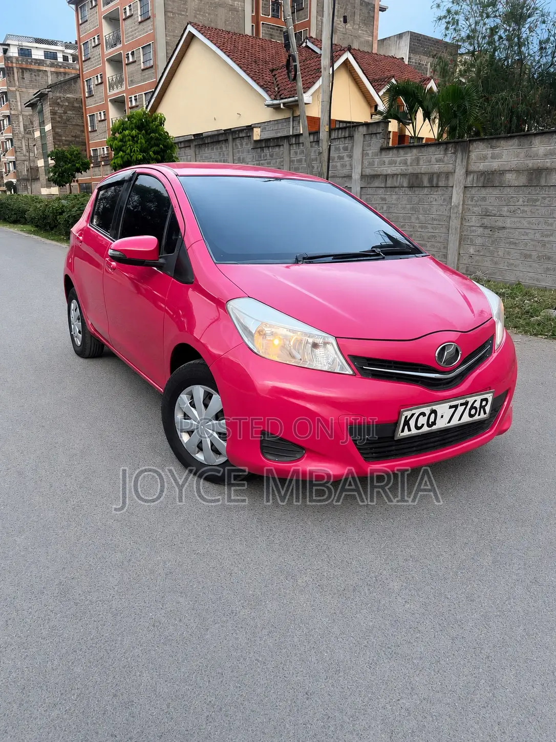 Toyota Vitz 2011 Pink